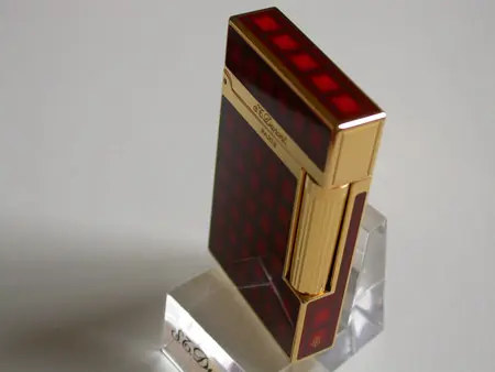 Vertigo — S.T. Dupont
