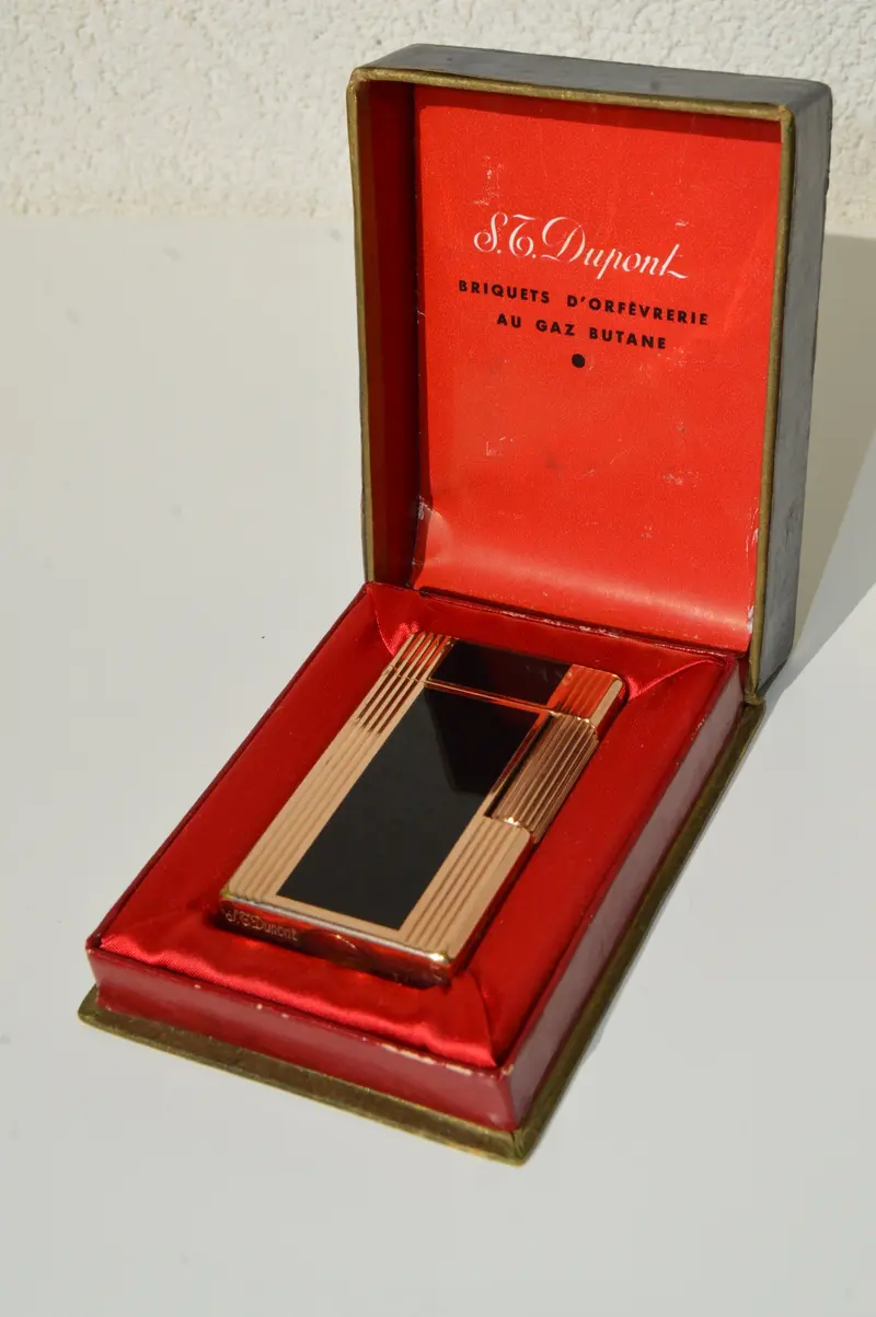 Mechero S.T. Dupont Línea 1 BS Windsor Laca y oro